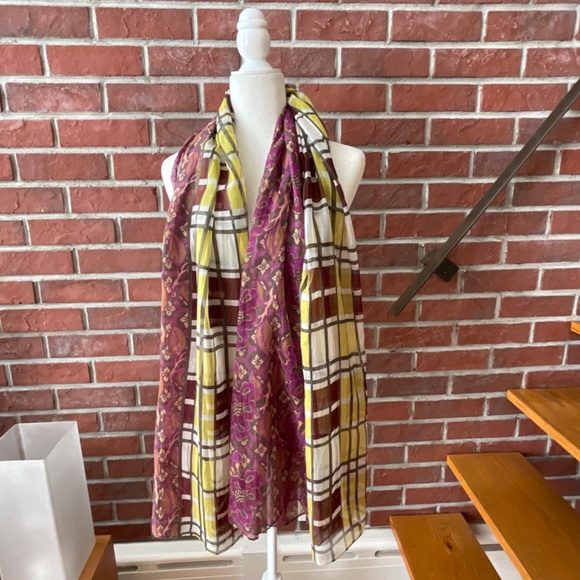 •Cotton Blend Floral Plaid Oversized Scarf Wrap Shawl 70”x43” NWOT - Picture 5 of 6